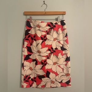 Ann Taylor Pink Ivory Textured Floral Straight Pencil Skirt Sz 2